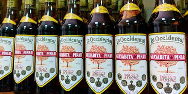 botellas-ron-guayabita-del-pinar