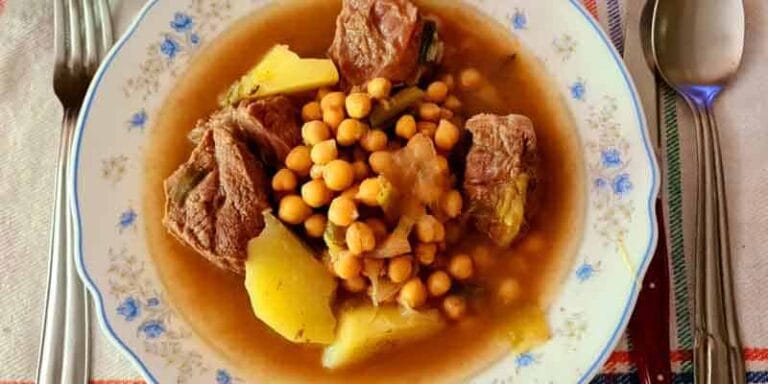 Potaje de garbanzos cubanos